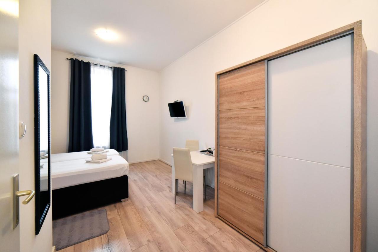 Virtus Apartments And Rooms With Free Private Parking Zagreb Exterior photo