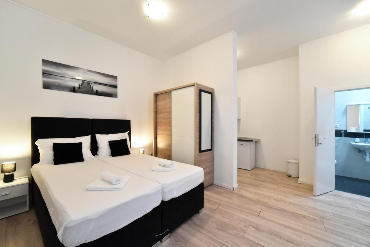 Virtus Apartments And Rooms With Free Private Parking Zagreb Exterior photo