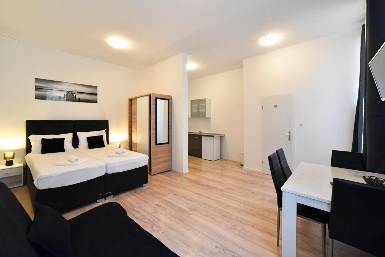Virtus Apartments And Rooms With Free Private Parking Zagreb Exterior photo