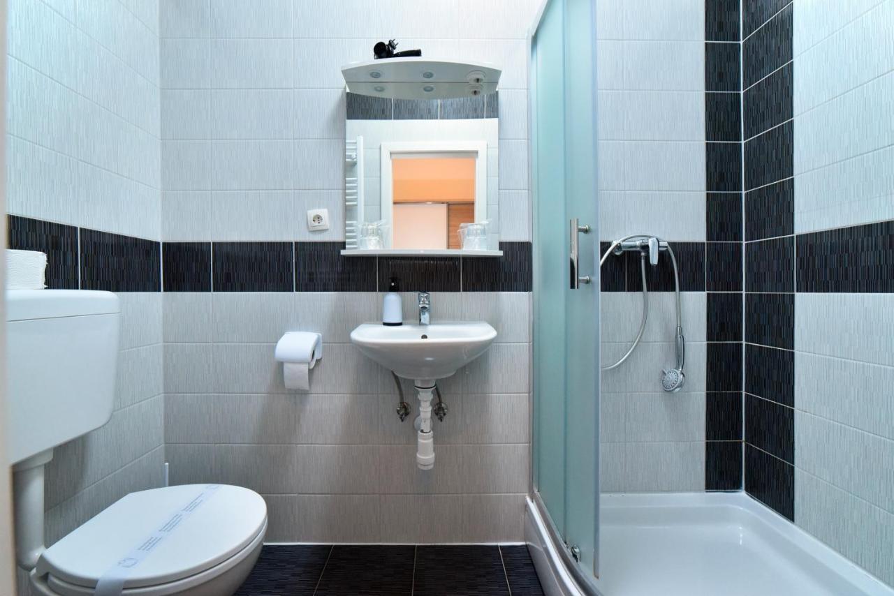 Virtus Apartments And Rooms With Free Private Parking Zagreb Exterior photo