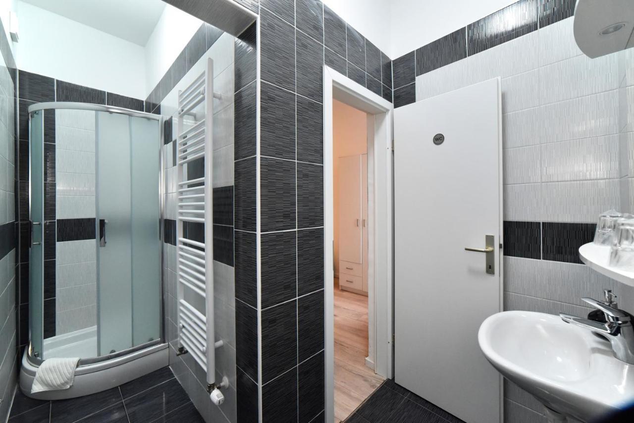 Virtus Apartments And Rooms With Free Private Parking Zagreb Exterior photo