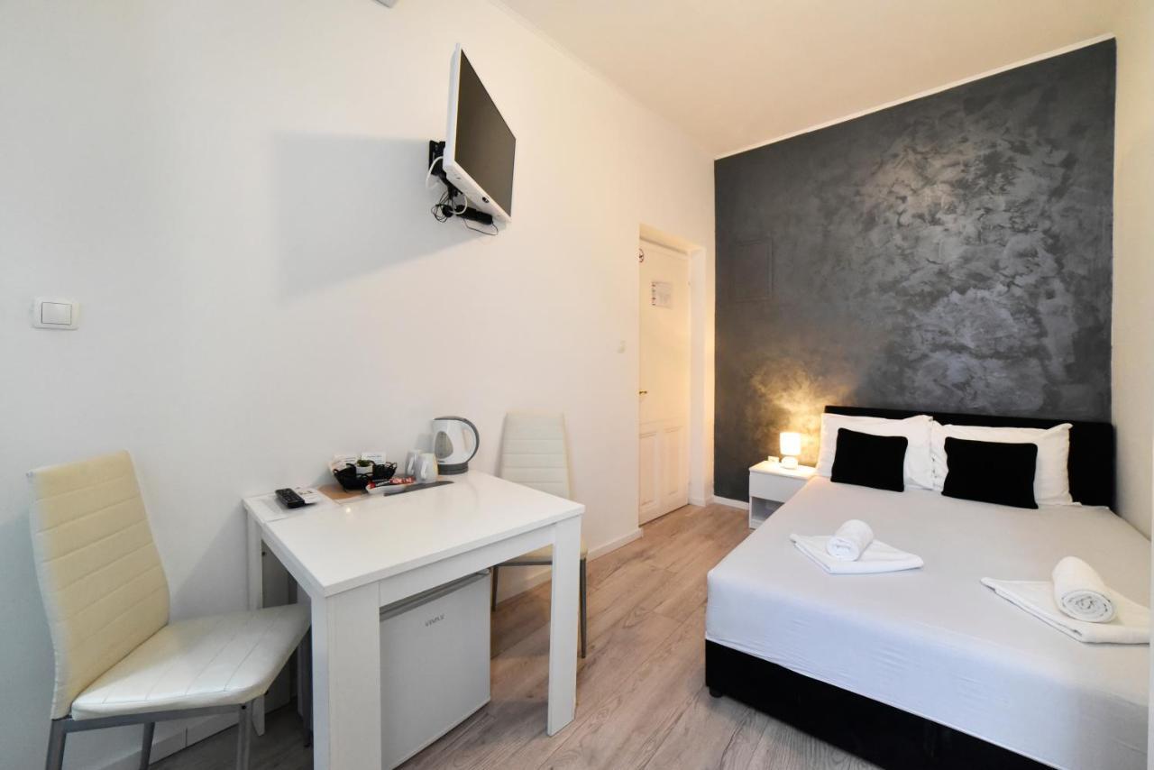 Virtus Apartments And Rooms With Free Private Parking Zagreb Exterior photo