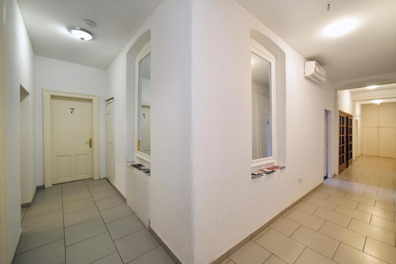 Virtus Apartments And Rooms With Free Private Parking Zagreb Exterior photo