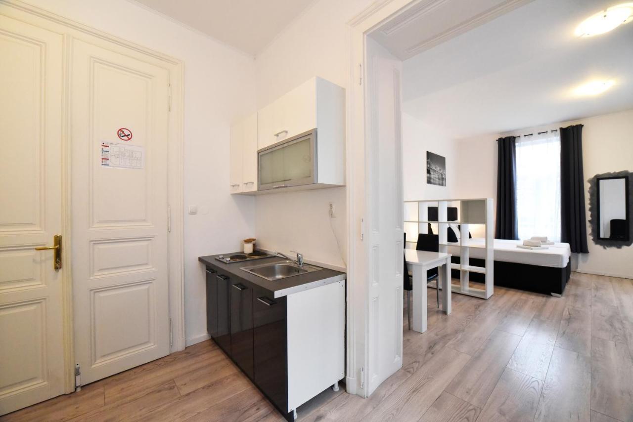 Virtus Apartments And Rooms With Free Private Parking Zagreb Exterior photo