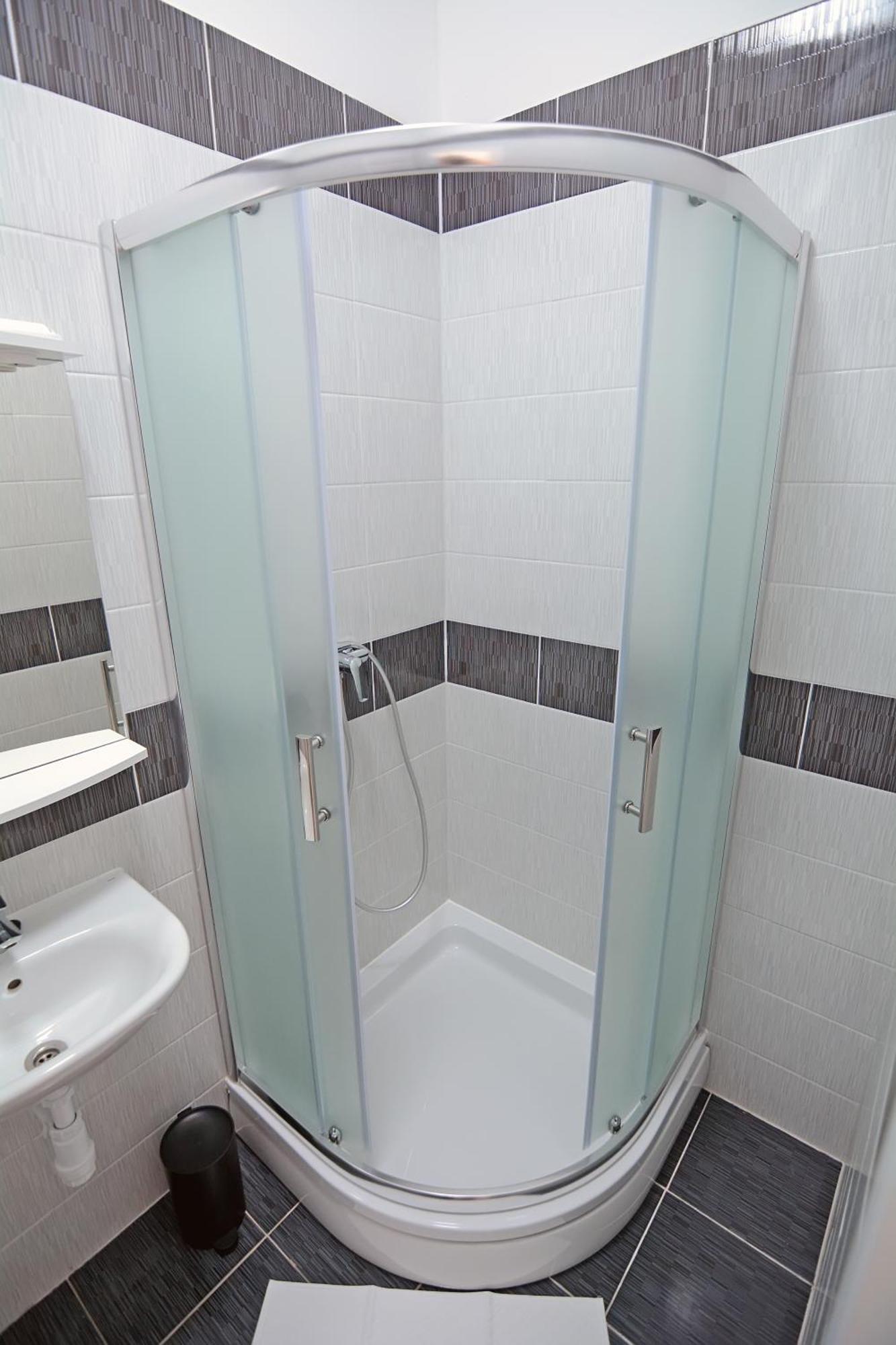 Virtus Apartments And Rooms With Free Private Parking Zagreb Room photo