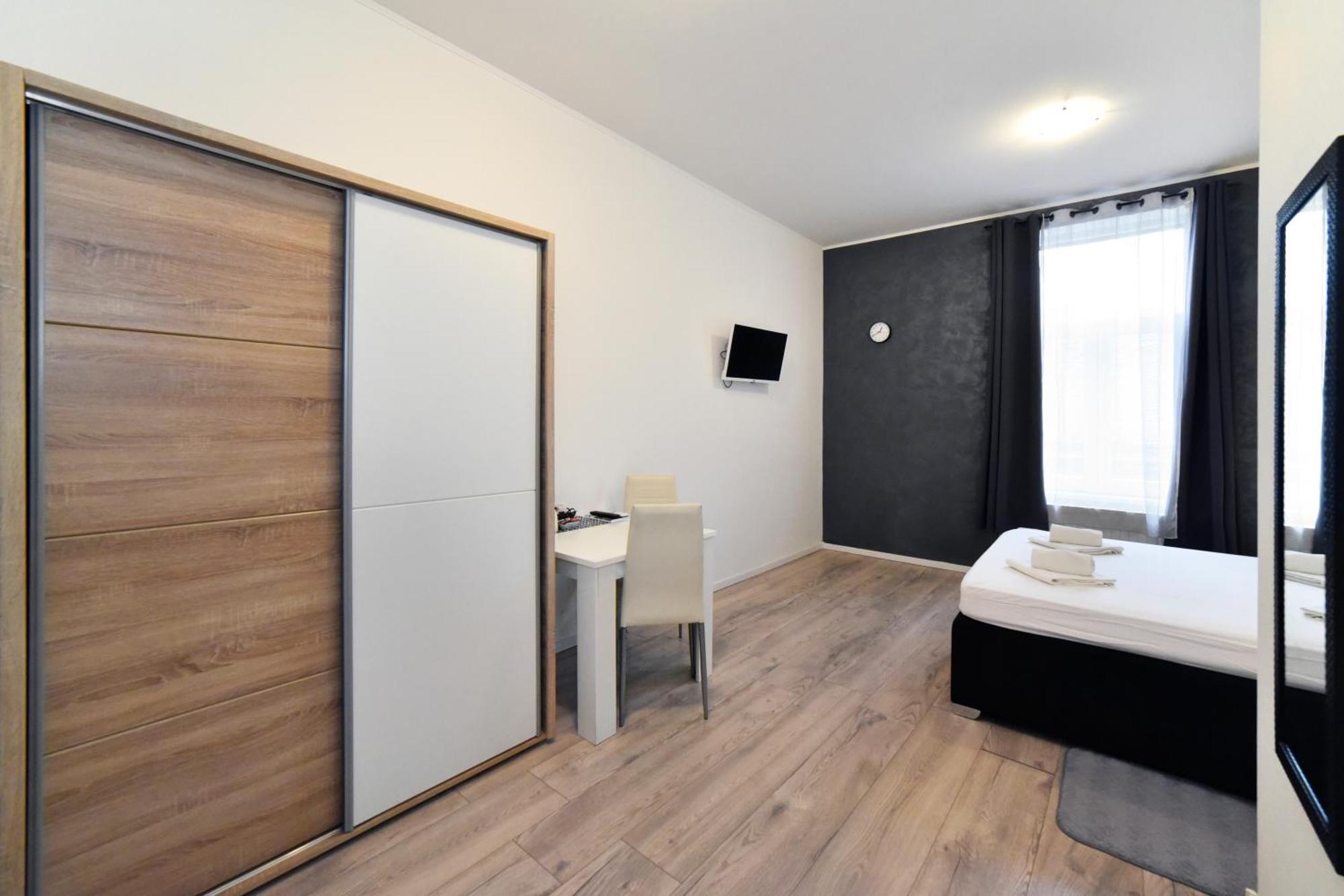 Virtus Apartments And Rooms With Free Private Parking Zagreb Exterior photo